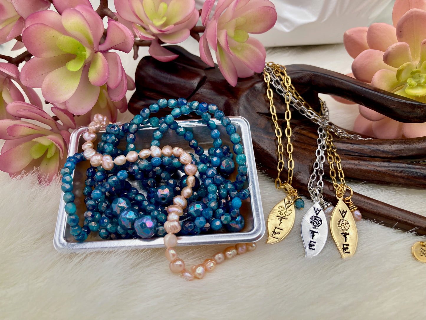 "Vote" Earth Necklace with pearl or crystal, in gold or silver